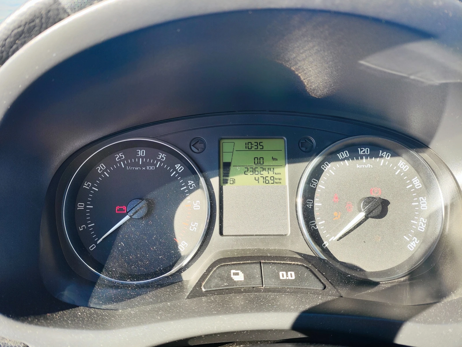 Skoda Fabia 1.6 TDI | Mobile.bg   5