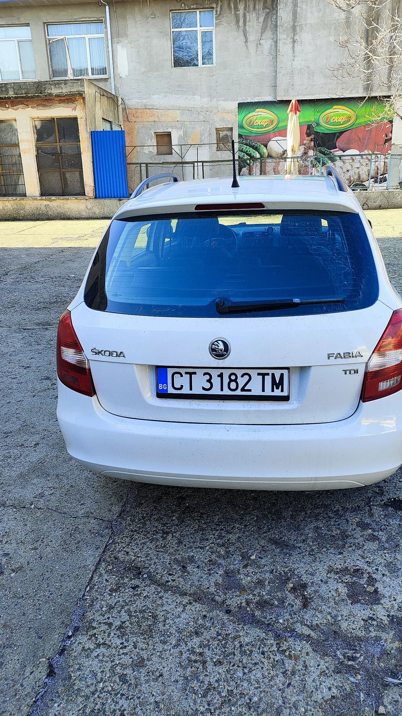 Skoda Fabia 1.6 TDI, снимка 2 - Автомобили и джипове - 52932297