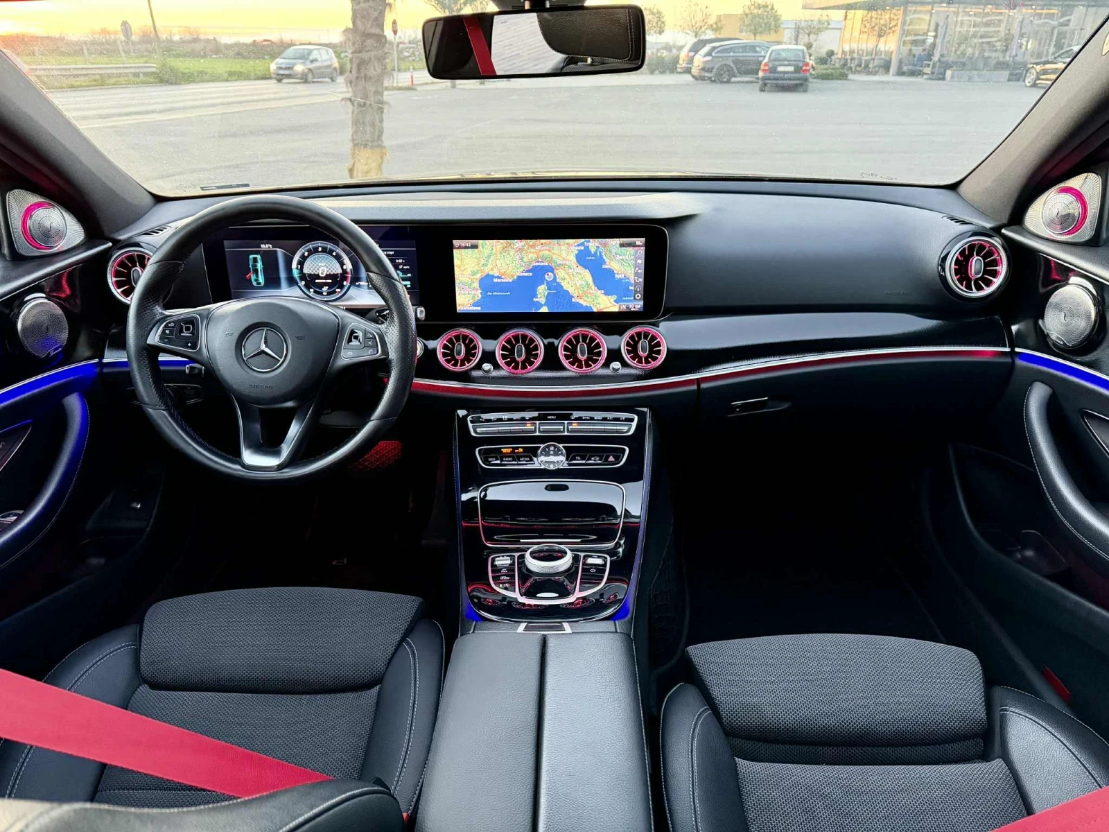 Mercedes-Benz E 220 BRABUS 800/ПАНОРАМА / AMBIENT PLUS / BURMESTER, снимка 6 - Автомобили и джипове - 53720907