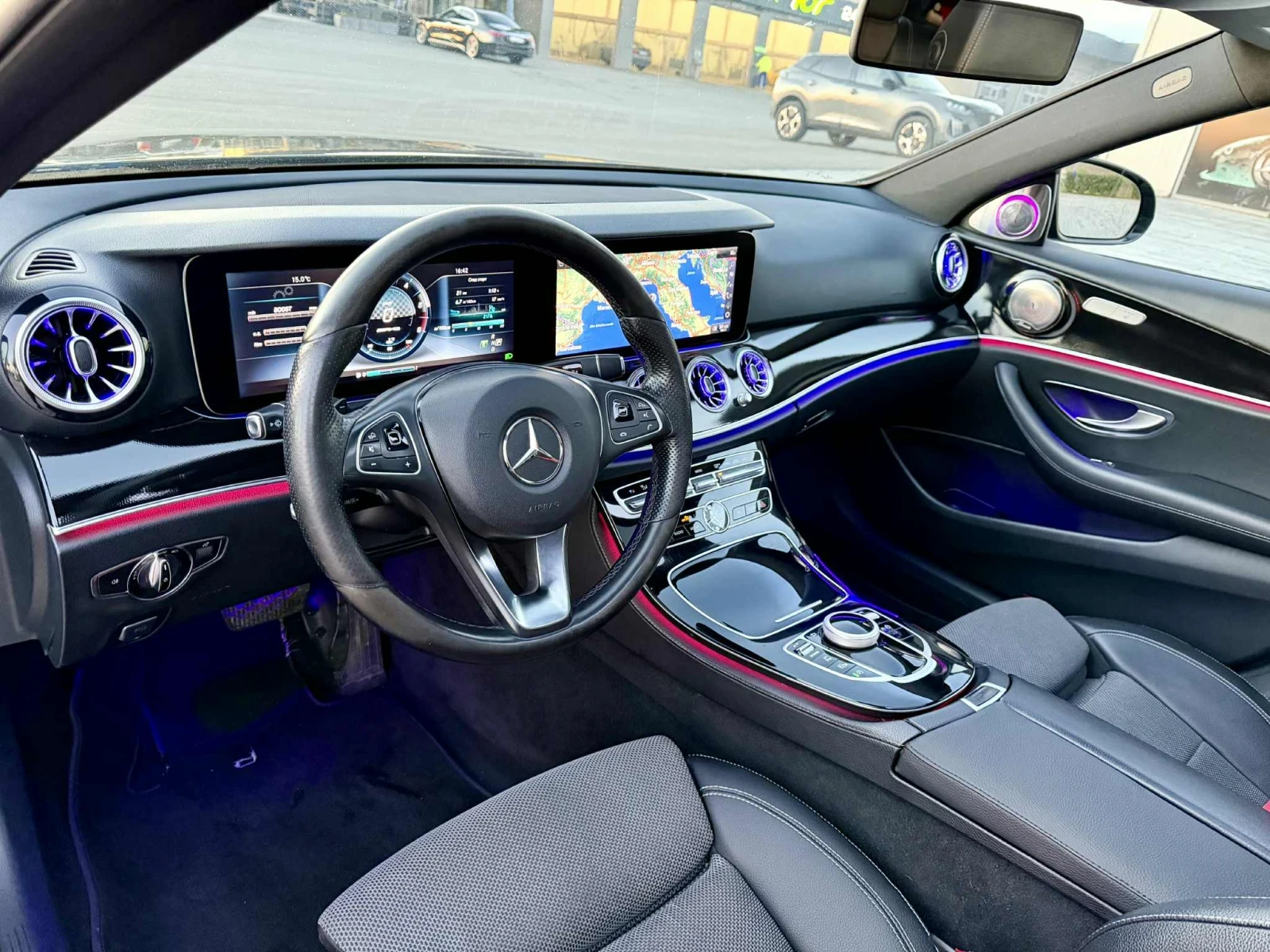 Mercedes-Benz E 220 BRABUS 800/ПАНОРАМА / AMBIENT PLUS / BURMESTER, снимка 7 - Автомобили и джипове - 53720907