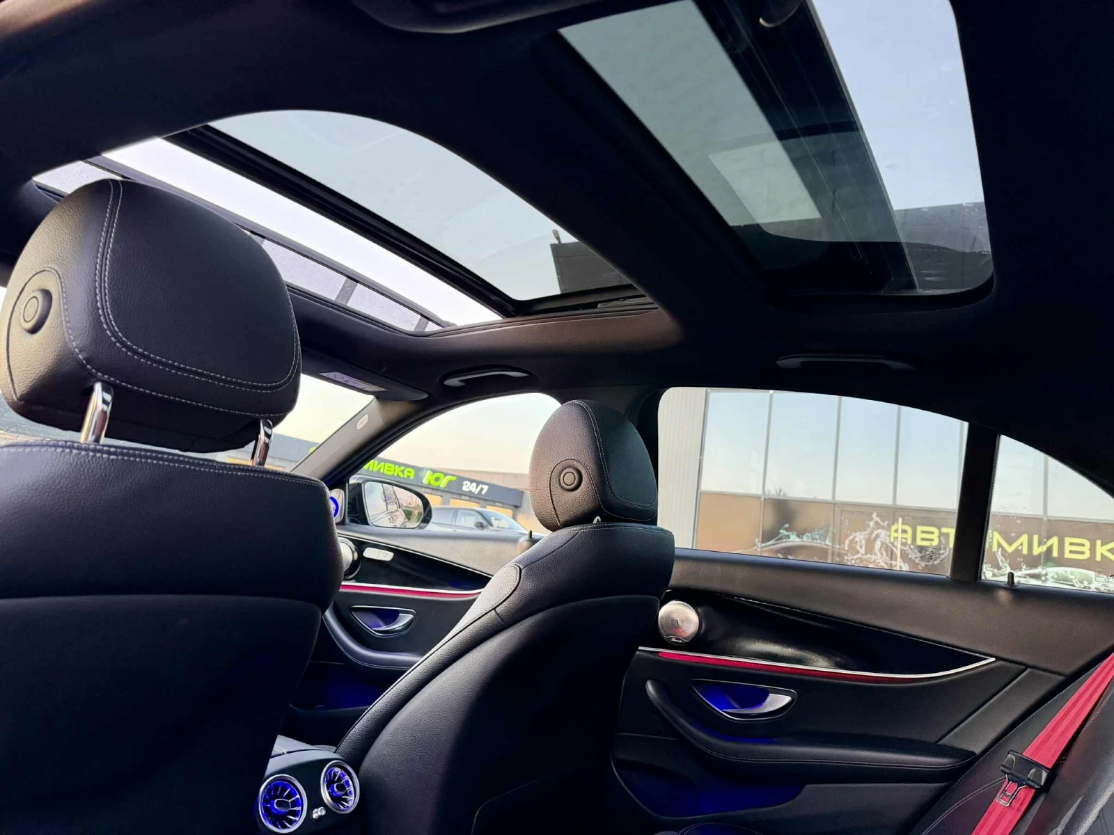 Mercedes-Benz E 220 BRABUS 800/ПАНОРАМА / AMBIENT PLUS / BURMESTER, снимка 9 - Автомобили и джипове - 53720907