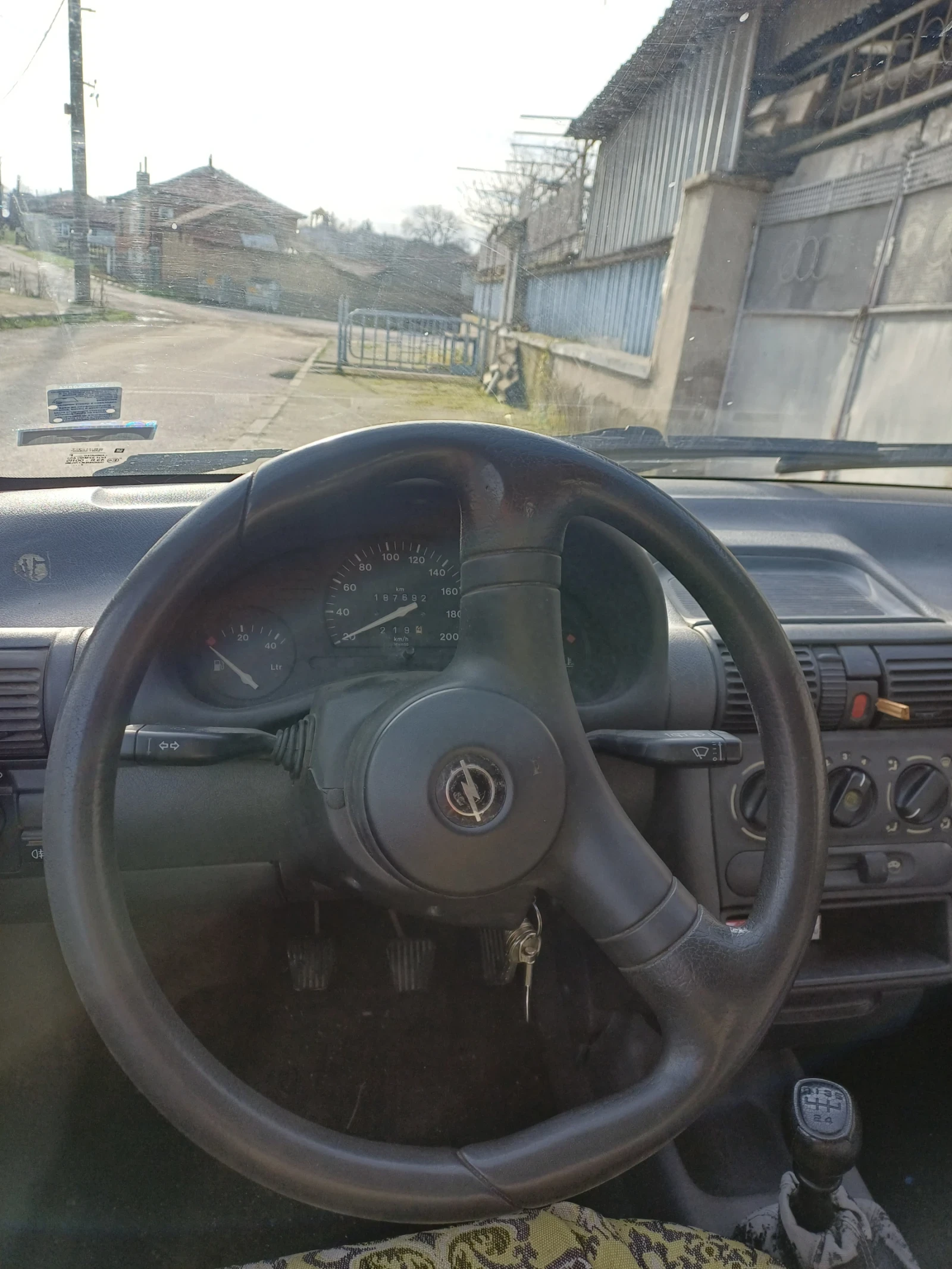 Opel Corsa, снимка 6 - Автомобили и джипове - 53815377