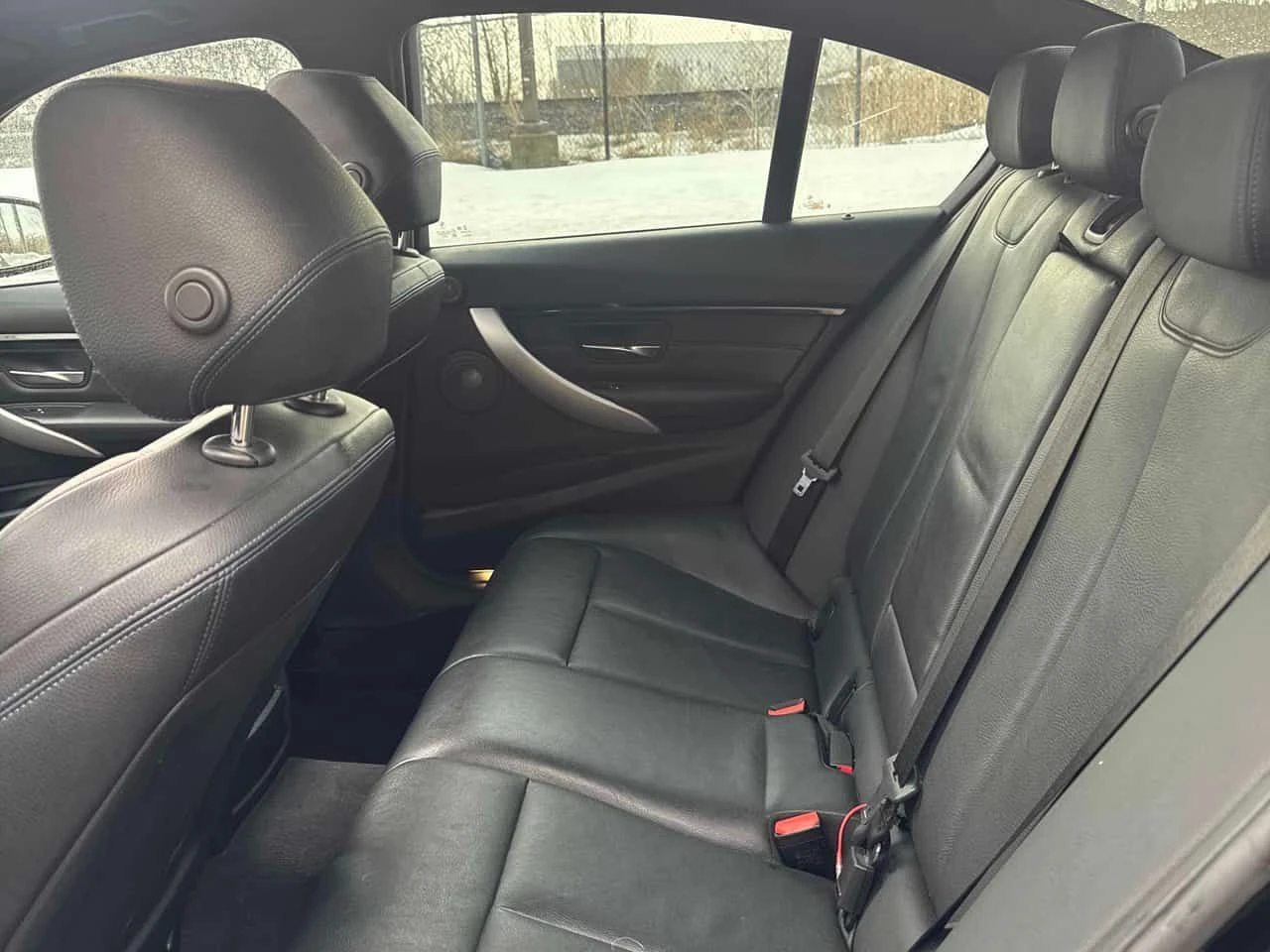 BMW 340 xDrive* БЕЗ ЗАБЕЛЕЖКИ* H/K* ГЕНЕРАЦИЯ* KEYLESS* , снимка 14 - Автомобили и джипове - 53846667