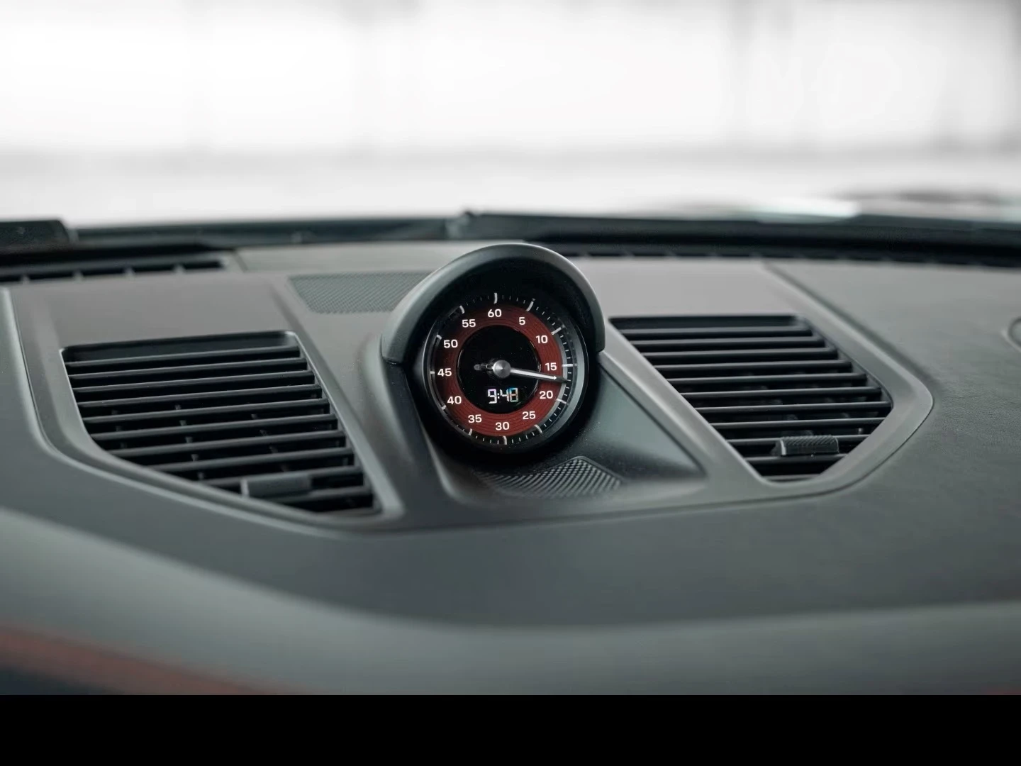 Porsche 911 992 4S GTS* AERO PAKET* MATRIX LIGTS* BOSE* 360* , снимка 14 - Автомобили и джипове - 53858331