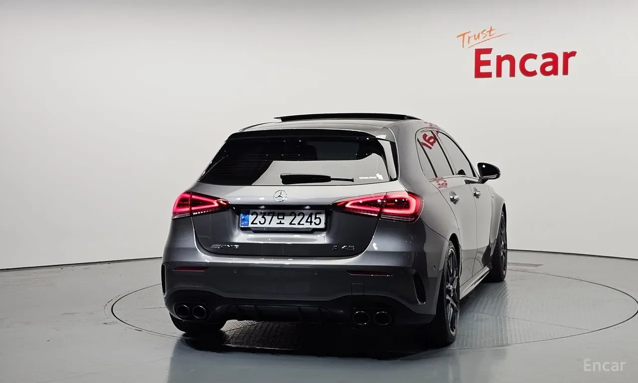Mercedes-Benz A45 AMG AMG Dynamic Plus* AMG Performance* Burmester, снимка 4 - Автомобили и джипове - 54800640