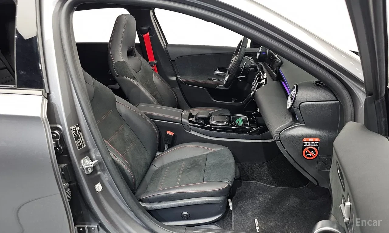 Mercedes-Benz A45 AMG AMG Dynamic Plus* AMG Performance* Burmester, снимка 7 - Автомобили и джипове - 54800640