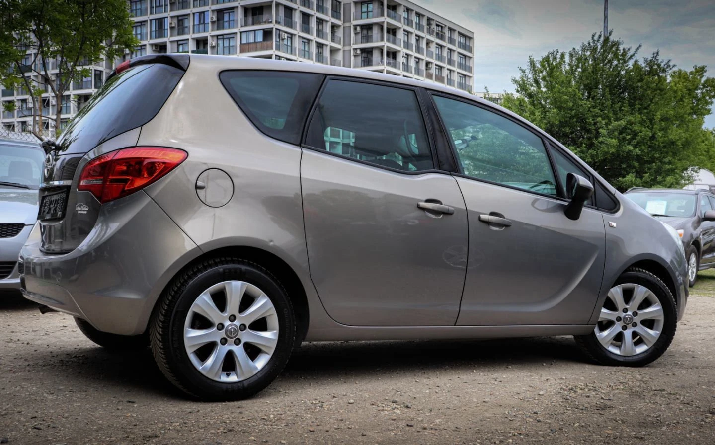 Opel Meriva 1.4 БЕНЗИН 101к.с., снимка 5 - Автомобили и джипове - 54892241