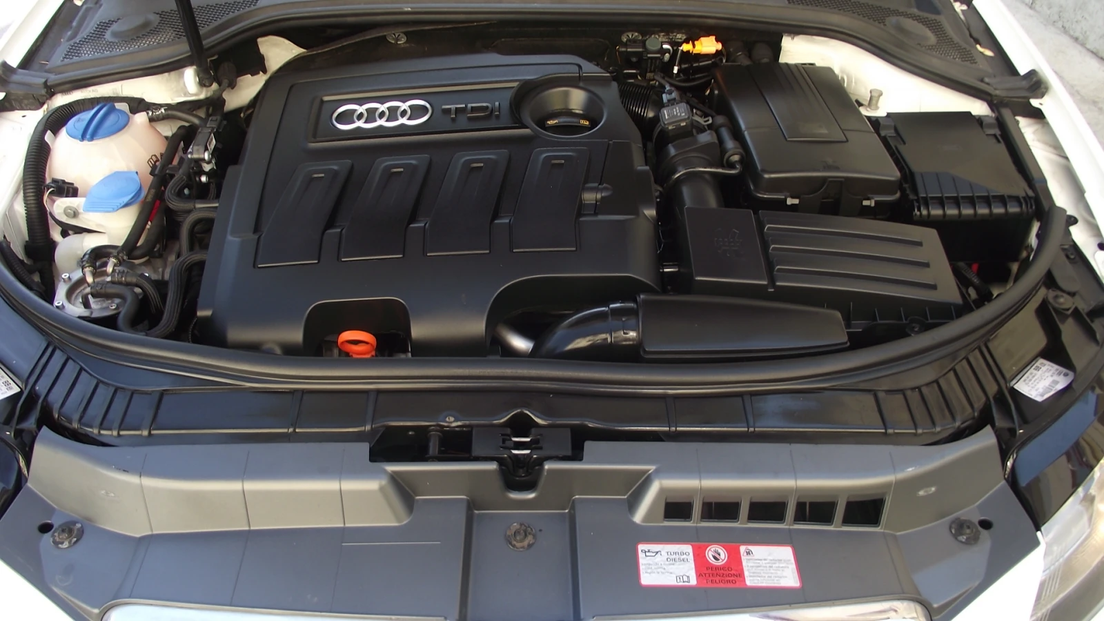 Audi A3 1.6.d.105.k.c.5.100 км., снимка 9 - Автомобили и джипове - 55455363