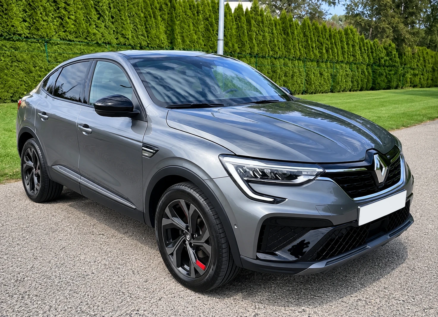 Renault Arkana R.S. Line Hybrid, снимка 3 - Автомобили и джипове - 56630512