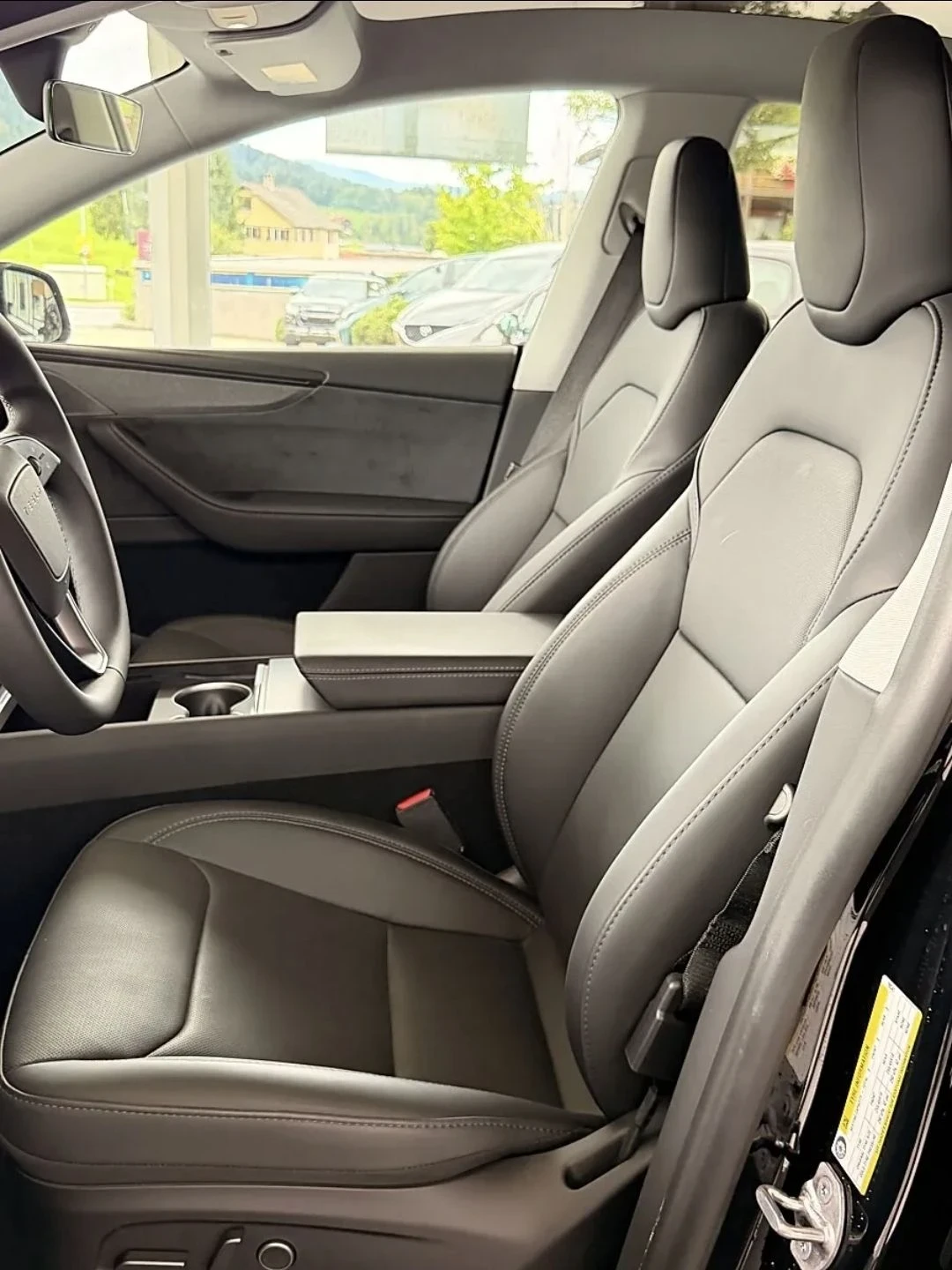 Tesla Y Juniper LR AWD , снимка 7 - Автомобили и джипове - 55971678