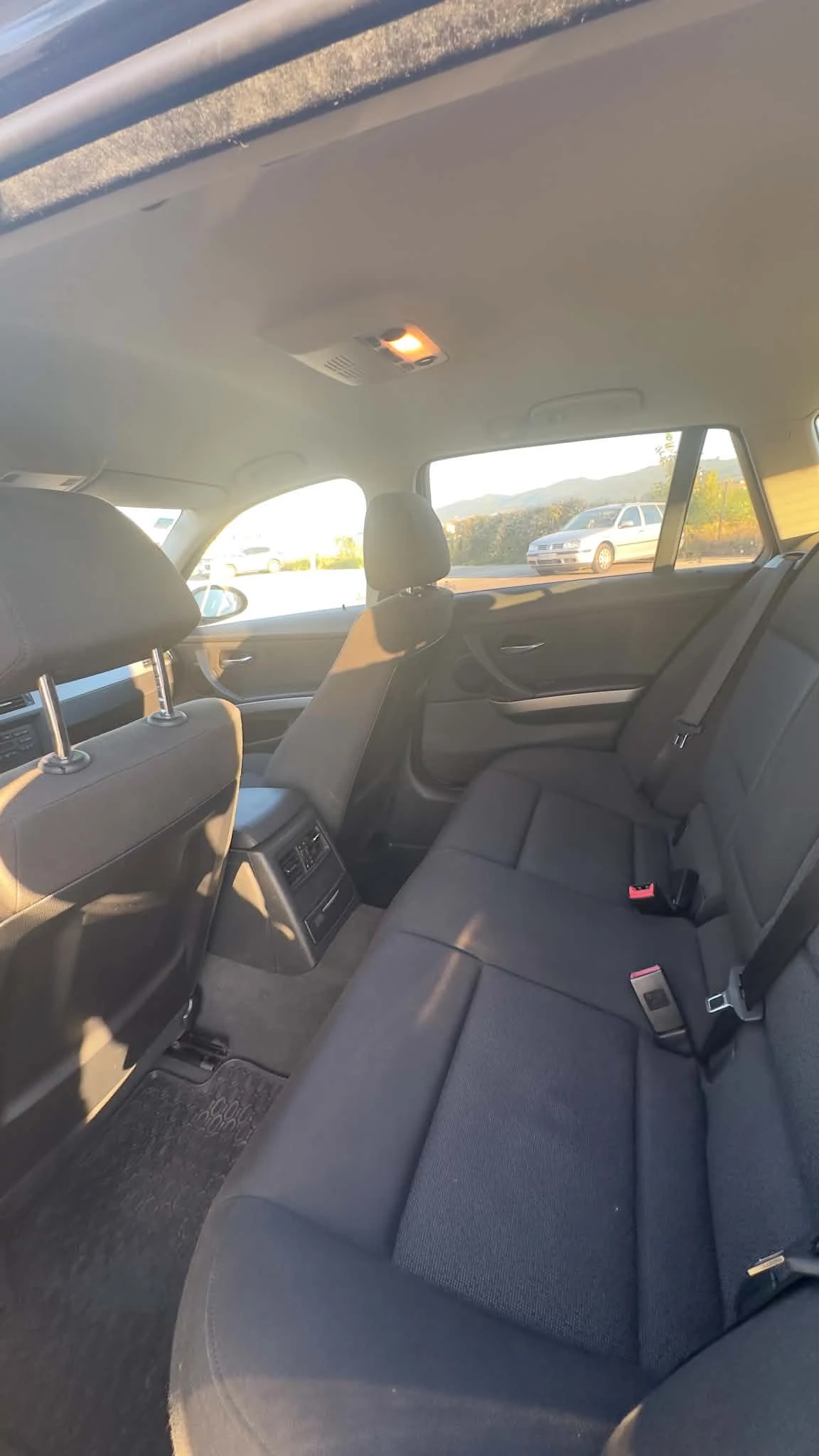 BMW 320 E91, снимка 15 - Автомобили и джипове - 56106300