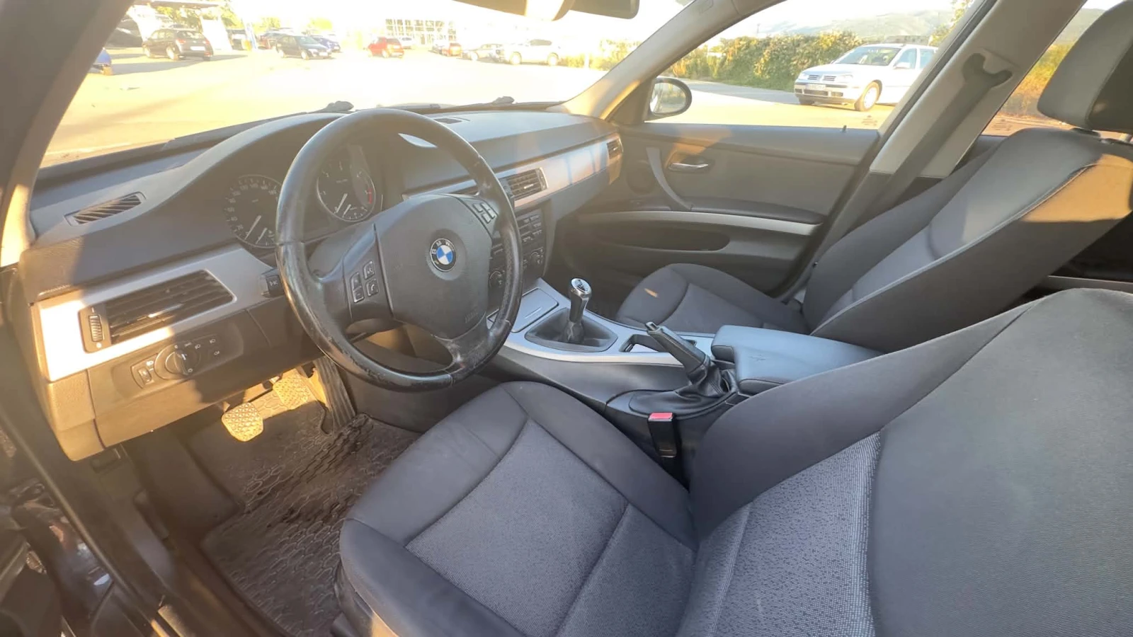BMW 320 E91, снимка 7 - Автомобили и джипове - 56106300