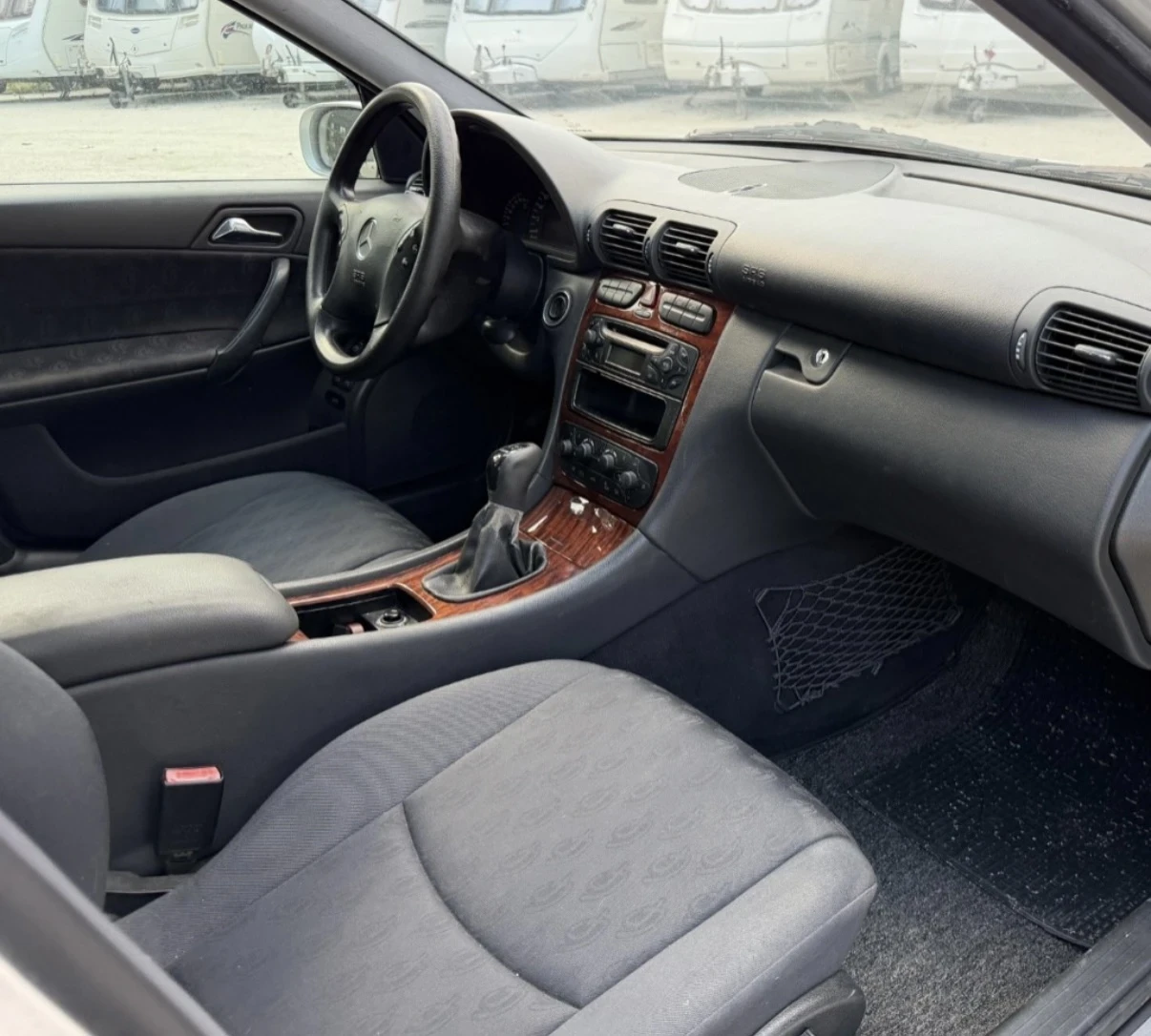 Mercedes-Benz C 180, снимка 13 - Автомобили и джипове - 56204963