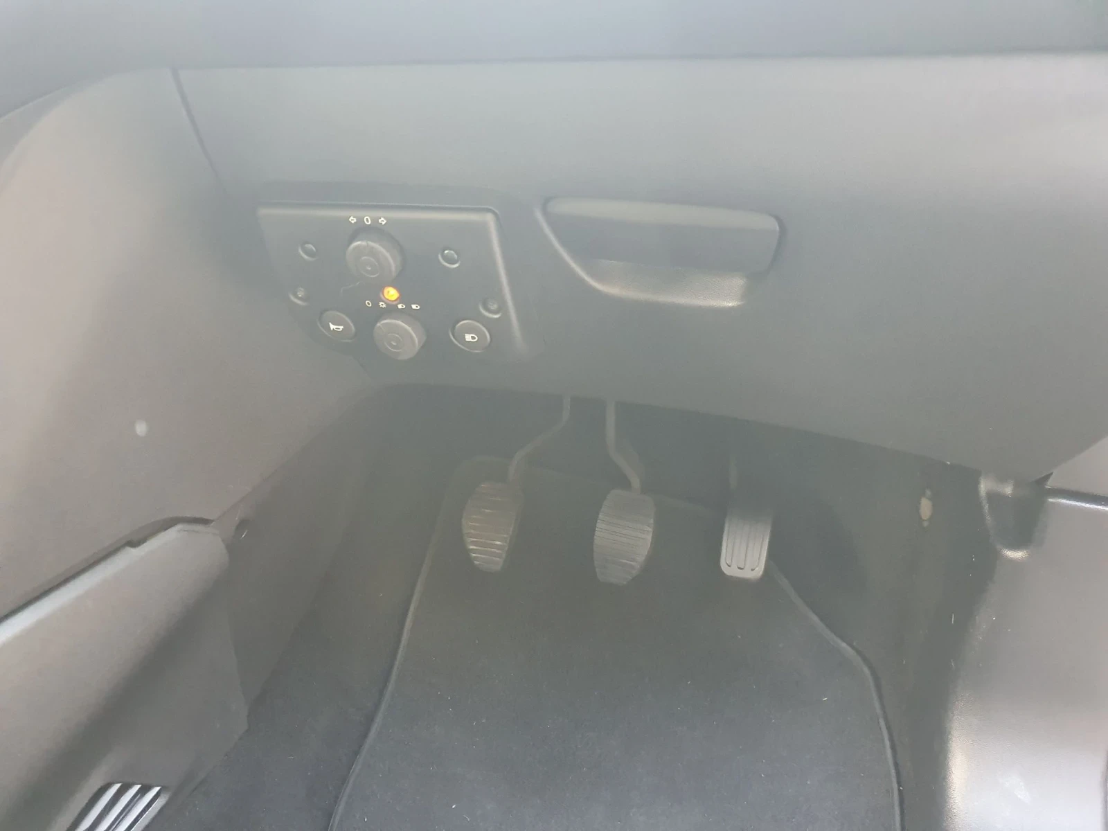 Peugeot 208 1.5 HDI  ������. 2019  �UR 6 | Mobile.bg � ����������� 10