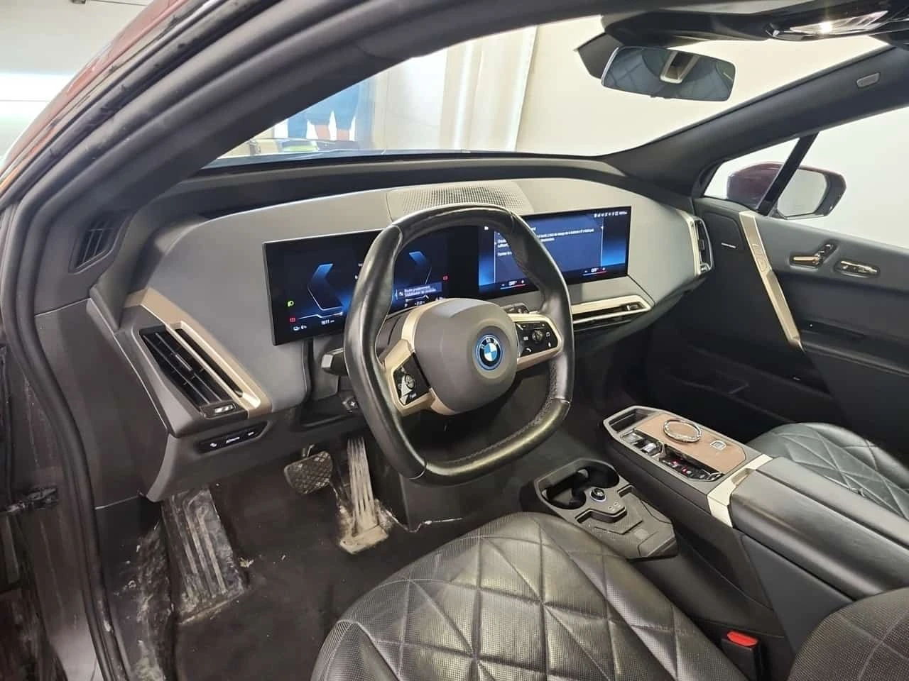 BMW iX * XDRIVE40 * CARFAX * , снимка 10 - Автомобили и джипове - 56626389