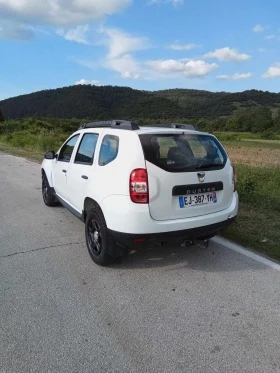 Dacia Duster 4x4 1.5DCI 110кс сервизни док., снимка 3