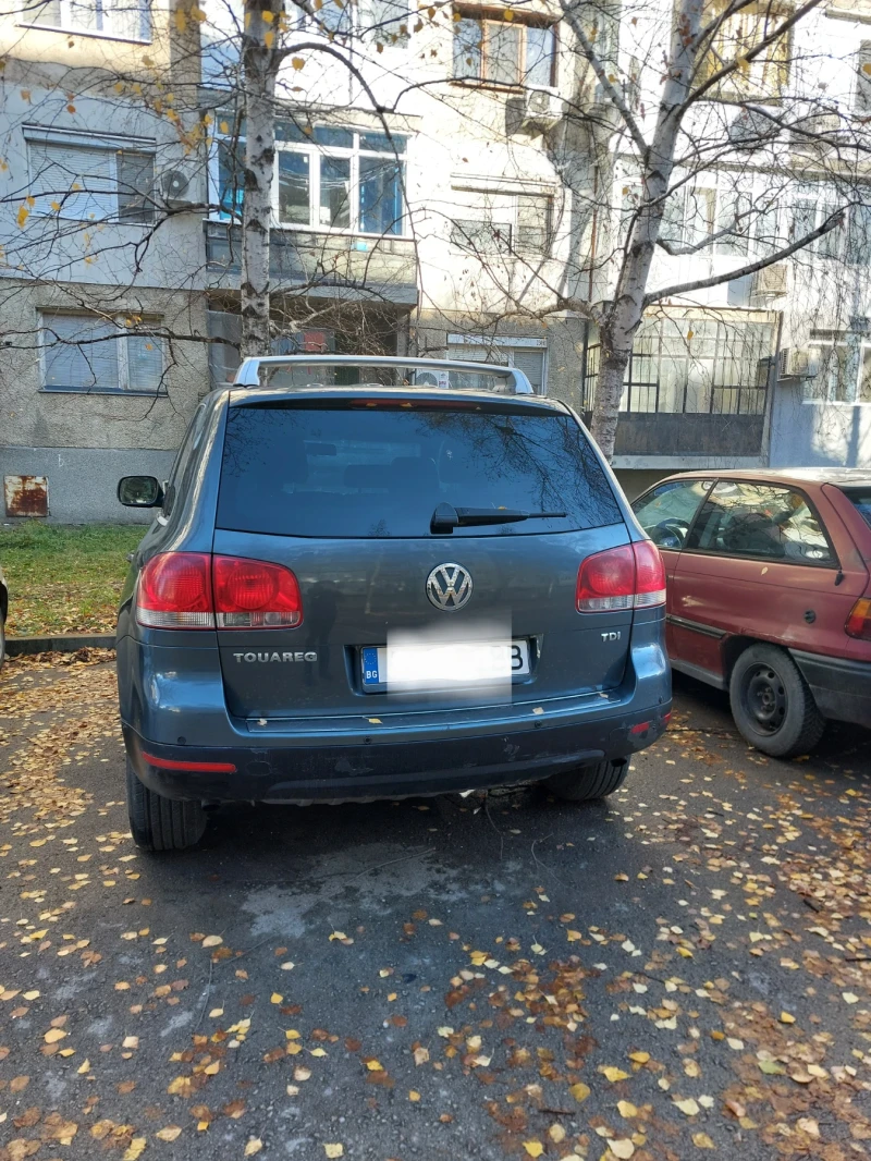 VW Touareg, снимка 3 - Автомобили и джипове - 48806262