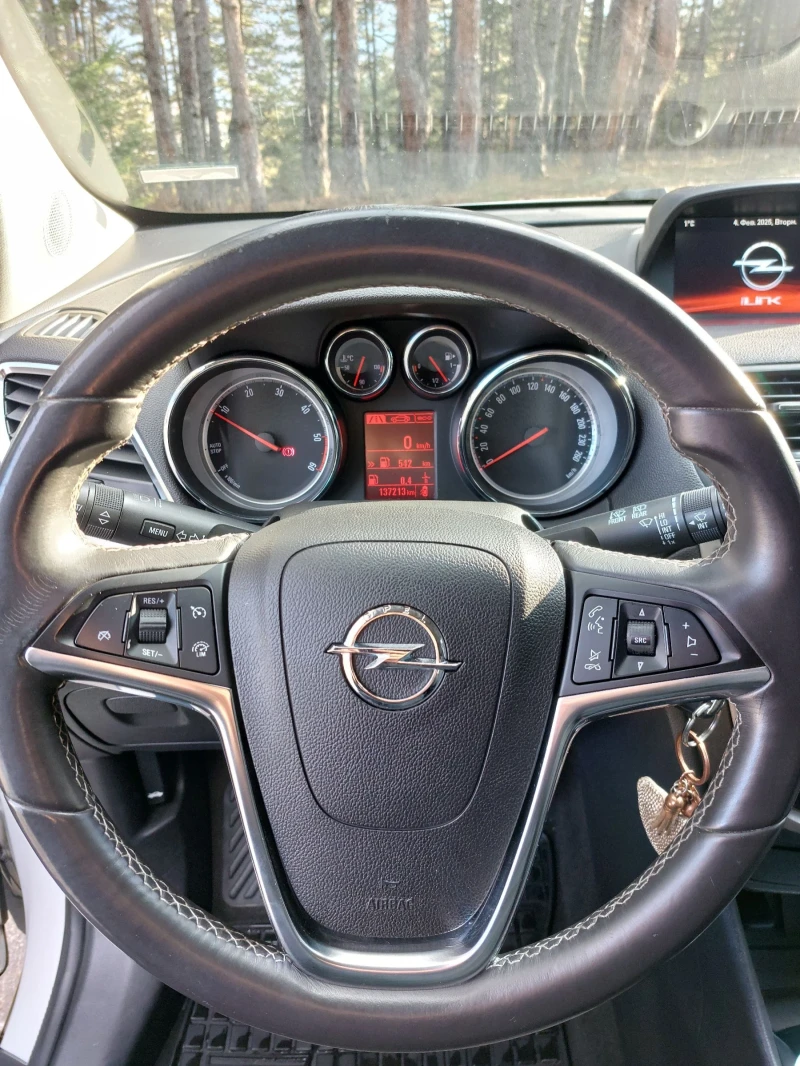 Opel Mokka 1.6, снимка 7 - Автомобили и джипове - 48965415