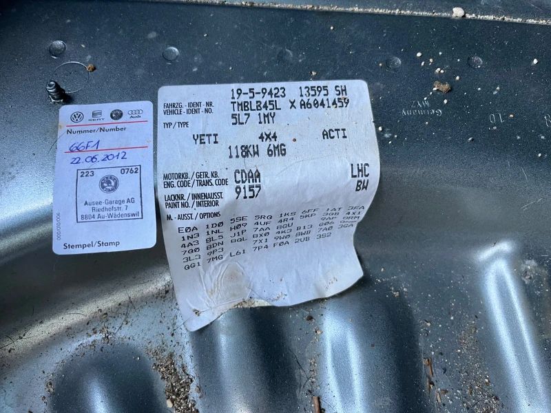 Skoda Yeti 1.8TSI 4X4 CDAA, снимка 14 - Автомобили и джипове - 51610328