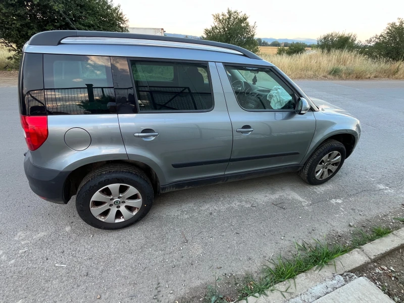 Skoda Yeti 1.8TSI 4X4 CDAA, снимка 8 - Автомобили и джипове - 51610328