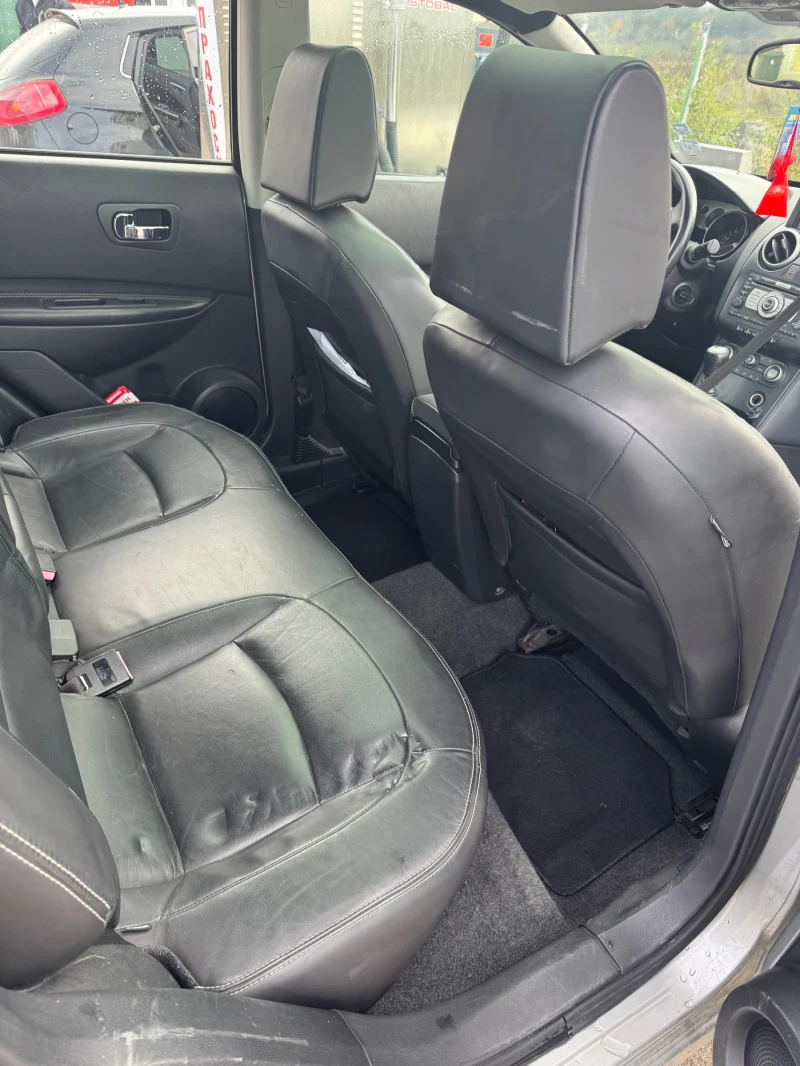 Nissan Qashqai, снимка 12 - Автомобили и джипове - 52450094