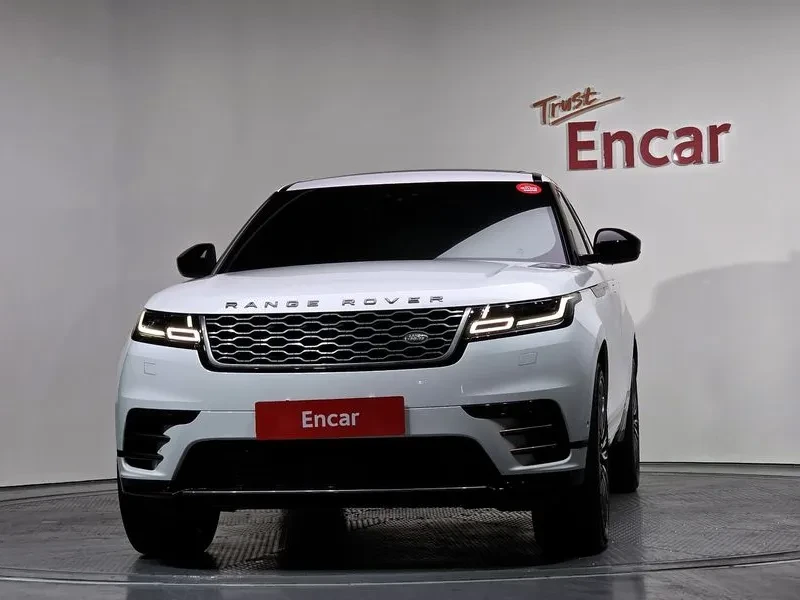 Land Rover Range Rover Velar, снимка 3 - Автомобили и джипове - 54515153