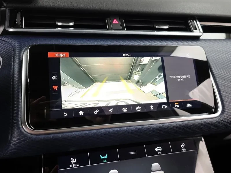 Land Rover Range Rover Velar, снимка 15 - Автомобили и джипове - 54515153