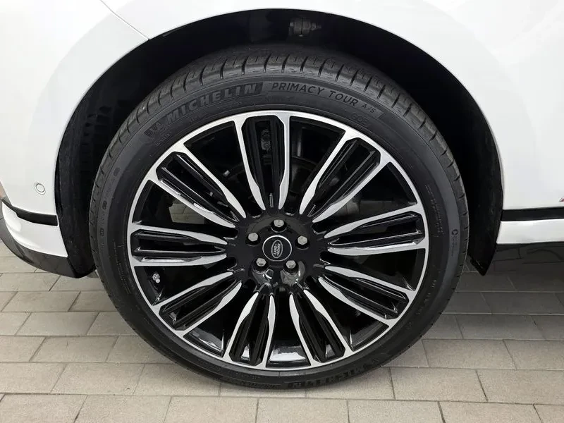 Land Rover Range Rover Velar, снимка 5 - Автомобили и джипове - 54515153