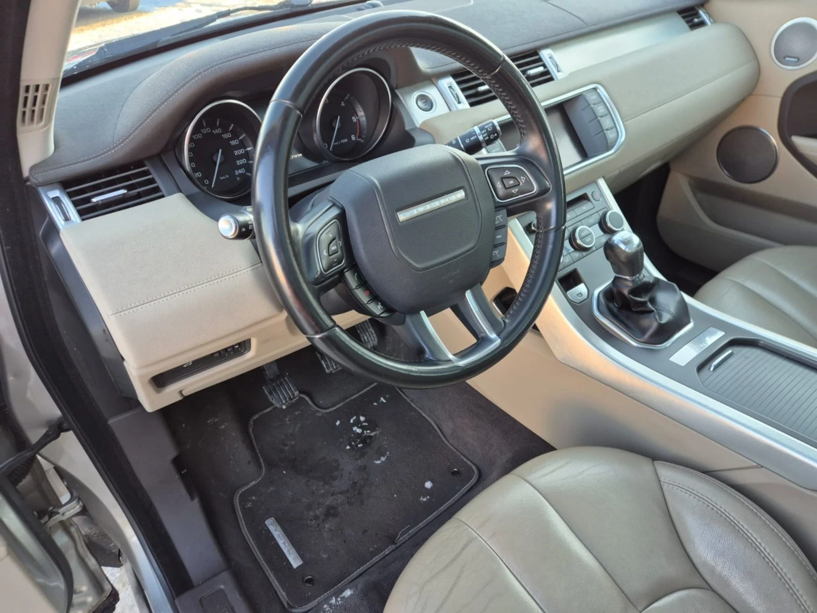 Land Rover Evoque 2.2D - изображение 9