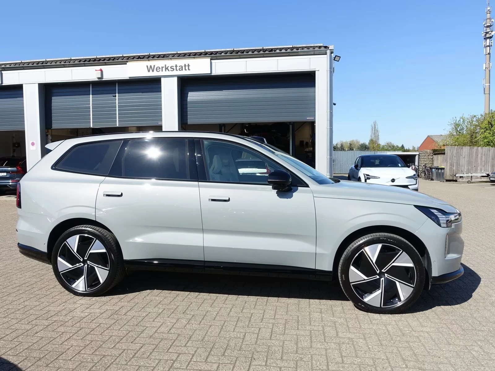 Volvo EX90 Ultra Twin Motor 7seats, снимка 3 - Автомобили и джипове - 54471161