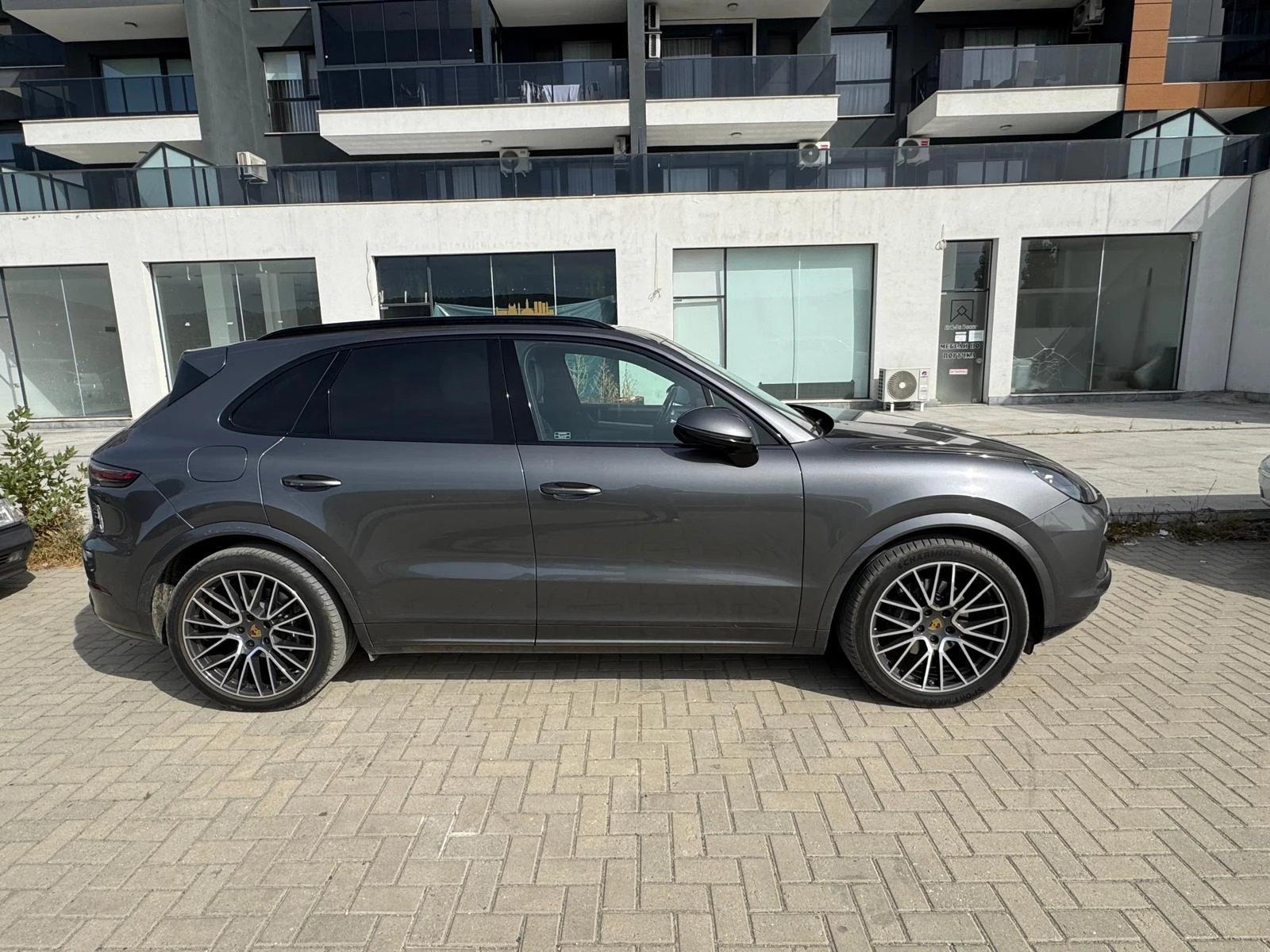 Porsche Cayenne, снимка 3 - Автомобили и джипове - 56528509