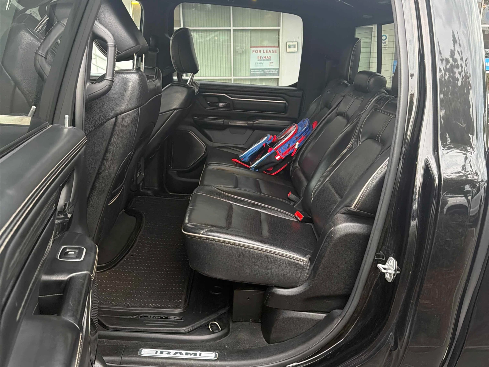 Dodge RAM 1500 * Limited * CARFAX * ОПЦИЯ ЗА ФИНАНСИРАНЕ, снимка 11 - Автомобили и джипове - 56068784