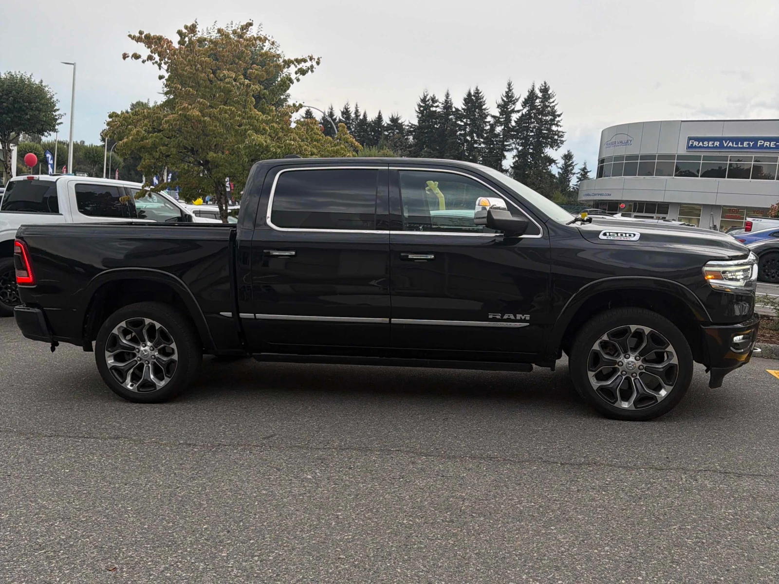 Dodge RAM 1500 * Limited * CARFAX * ОПЦИЯ ЗА ФИНАНСИРАНЕ, снимка 3 - Автомобили и джипове - 56068784