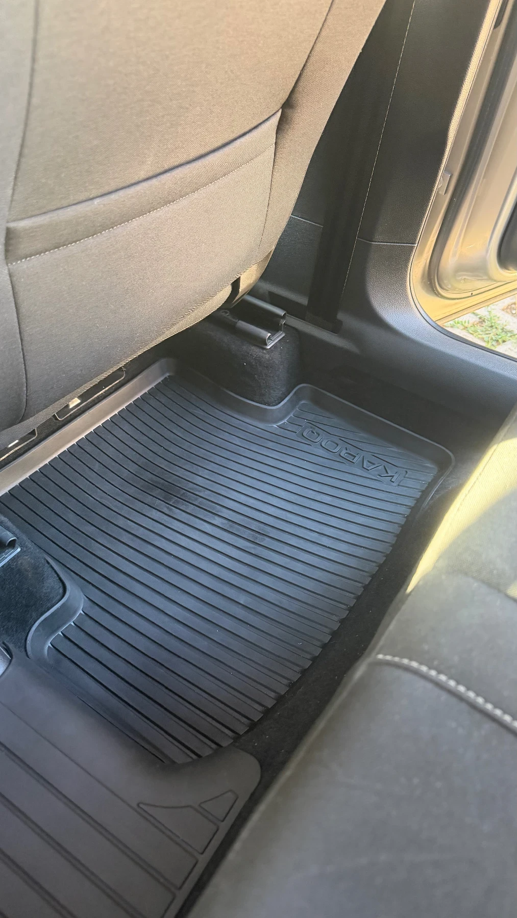 Skoda Karoq 1.5 TSI, ACT, снимка 15 - Автомобили и джипове - 56210879