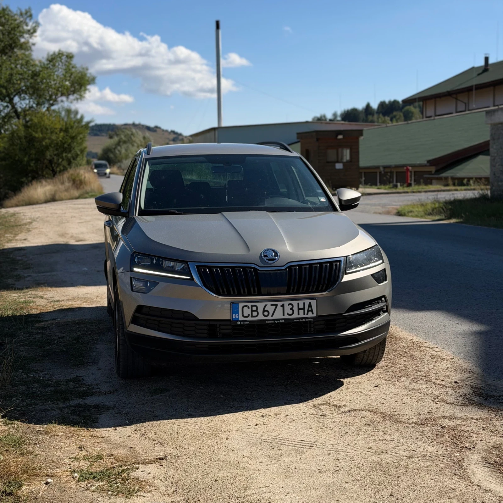 Skoda Karoq 1.5 TSI, ACT, снимка 3 - Автомобили и джипове - 56210879