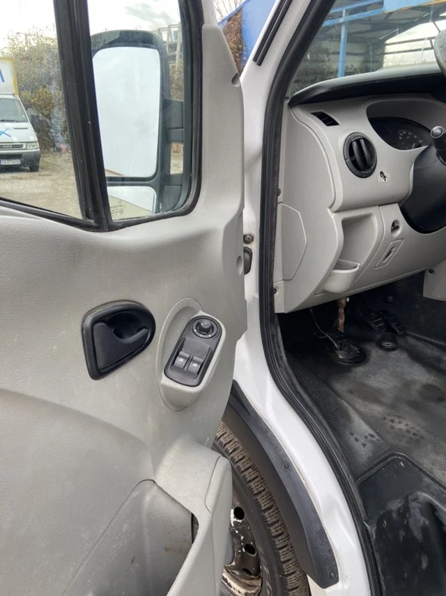 Opel Movano 2.5 CDTI, снимка 12 - Бусове и автобуси - 52205336