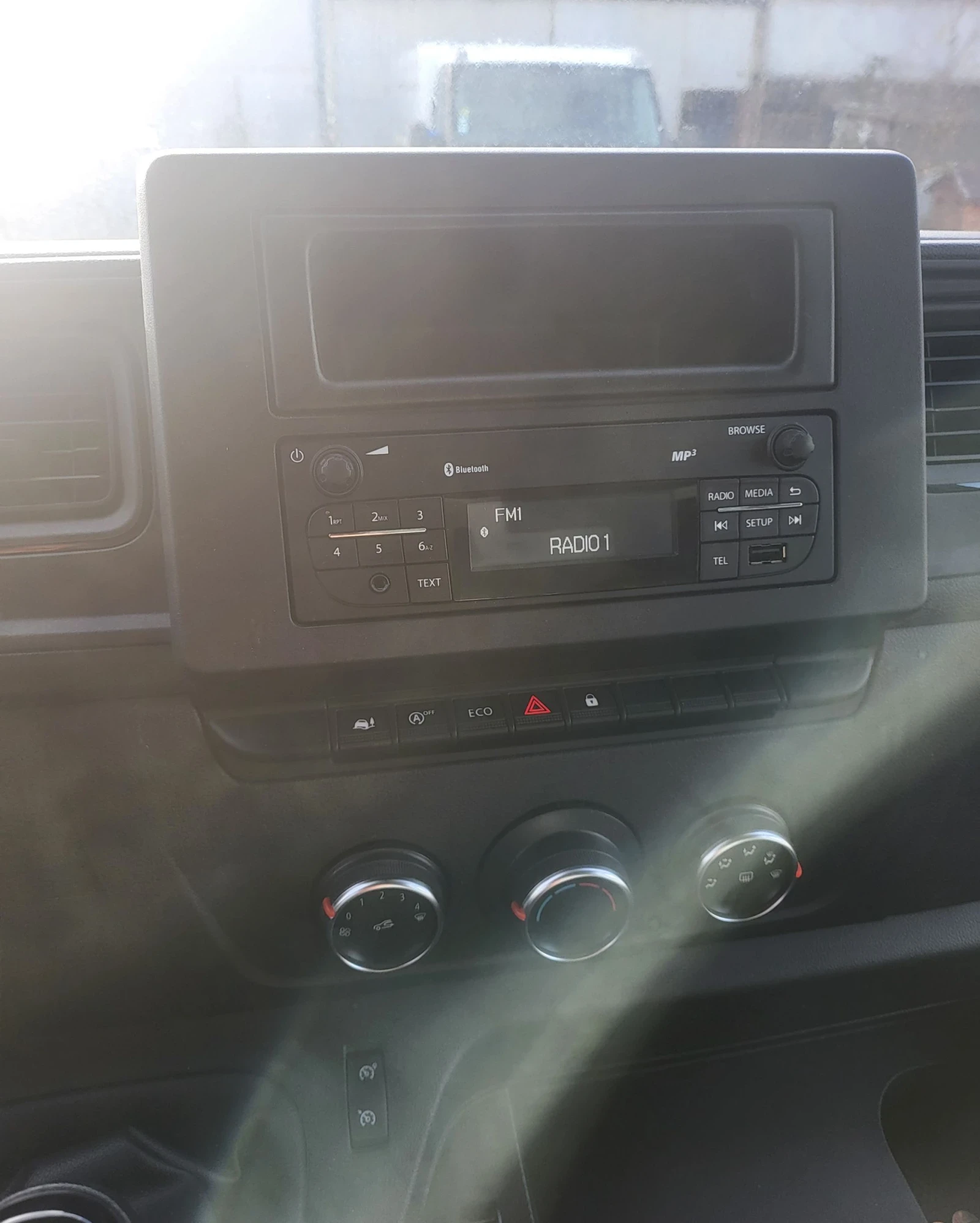 Nissan NV400   -40  | Mobile.bg   11