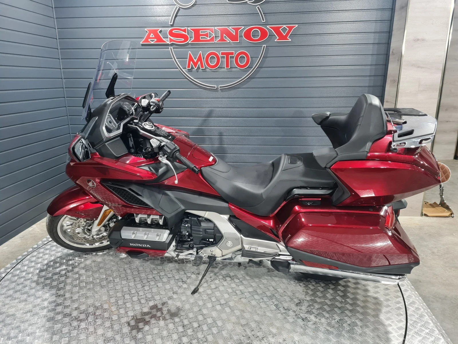 Honda Gold Wing RED STORM - изображение 4