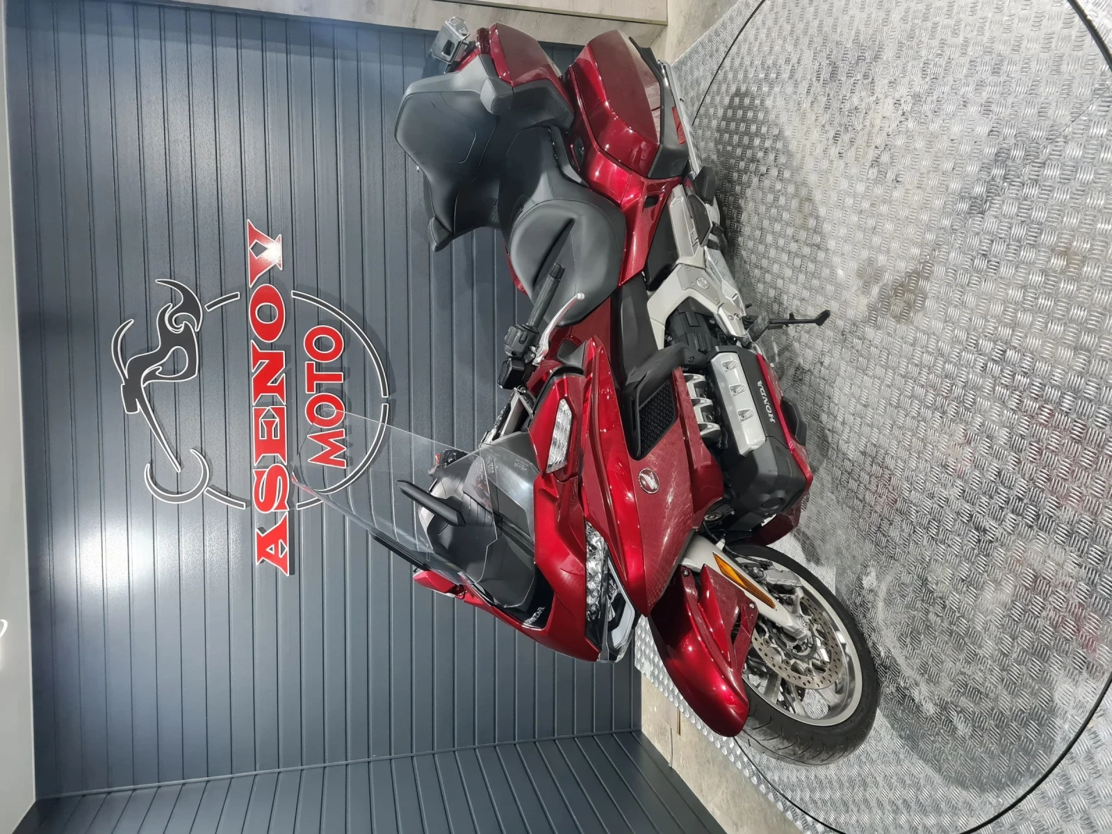 Honda Gold Wing RED STORM | Mobile.bg   17