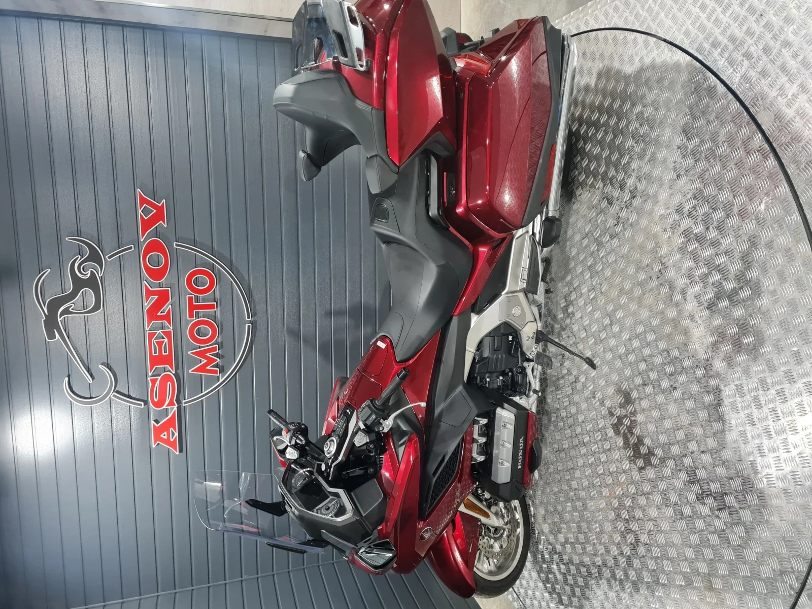 Honda Gold Wing RED STORM - изображение 5