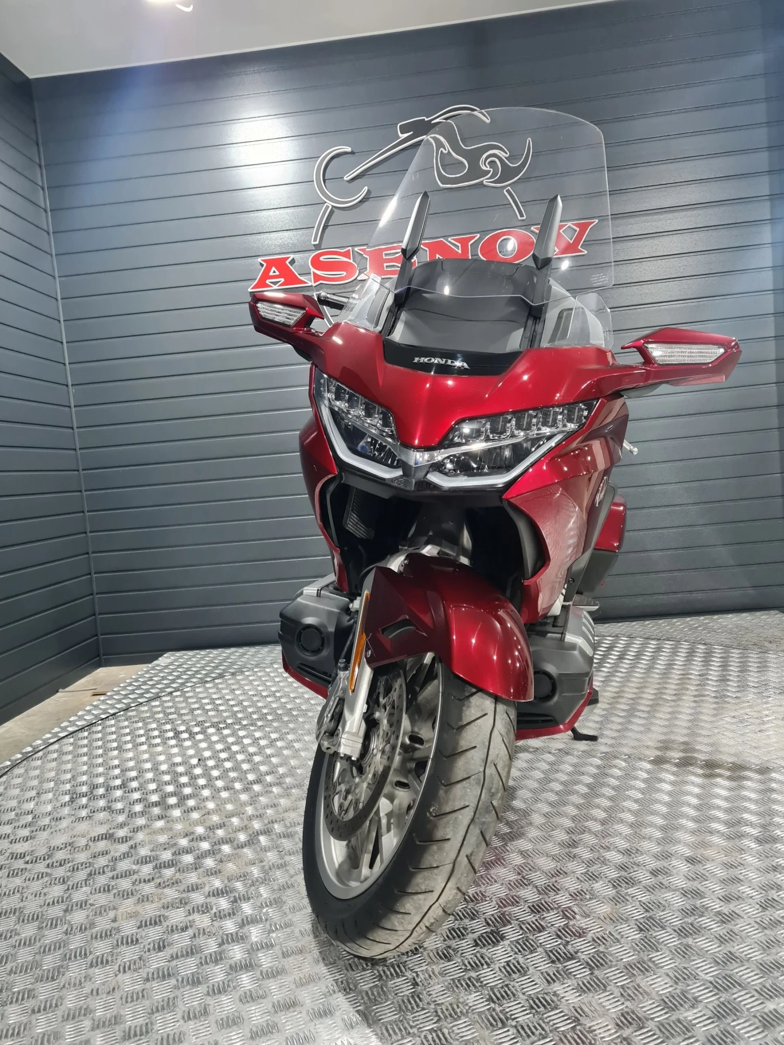 Honda Gold Wing RED STORM | Mobile.bg   15