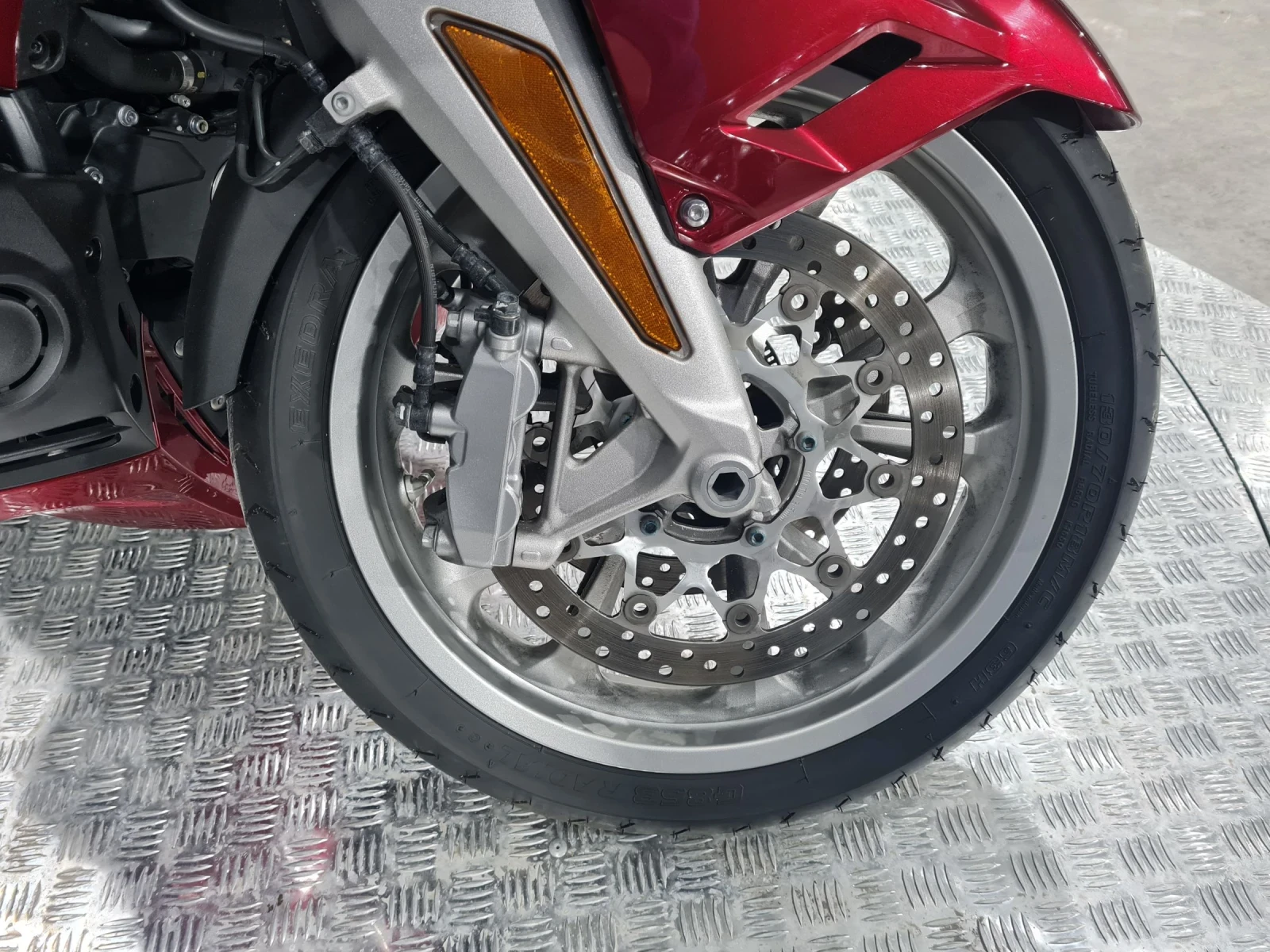 Honda Gold Wing RED STORM | Mobile.bg   11