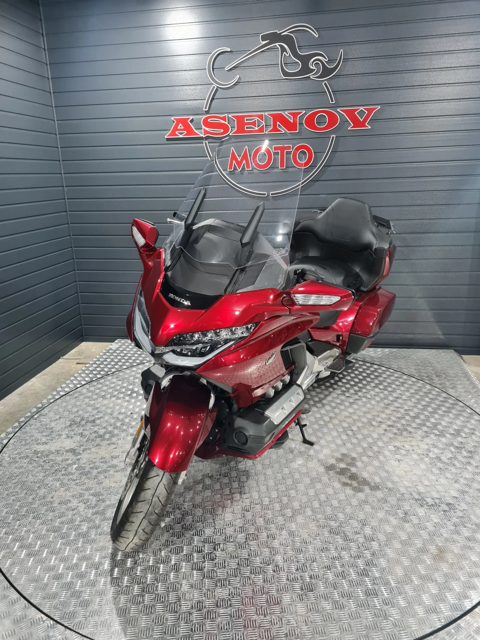 Honda Gold Wing RED STORM | Mobile.bg   1