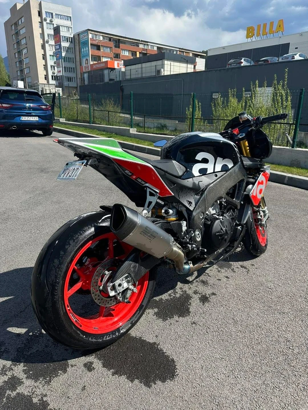 Aprilia Tuono 1100 V4 Factory - изображение 3
