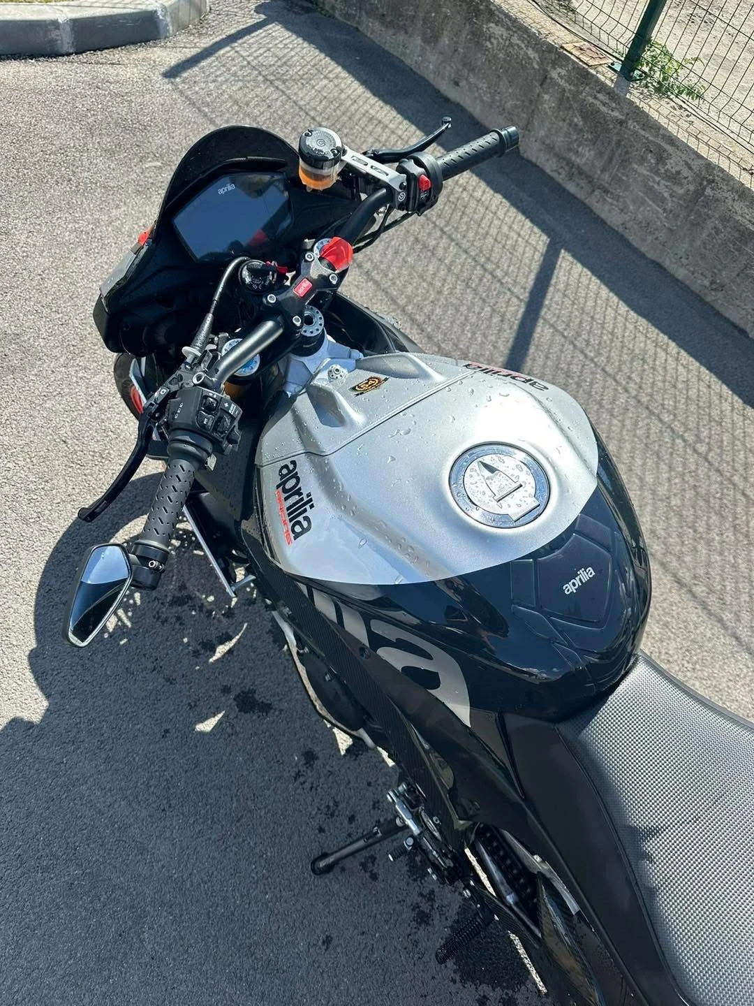 Aprilia Tuono 1100 V4 Factory - изображение 7