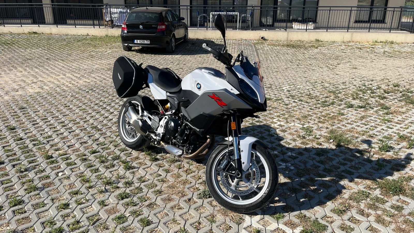 BMW F 900 XR