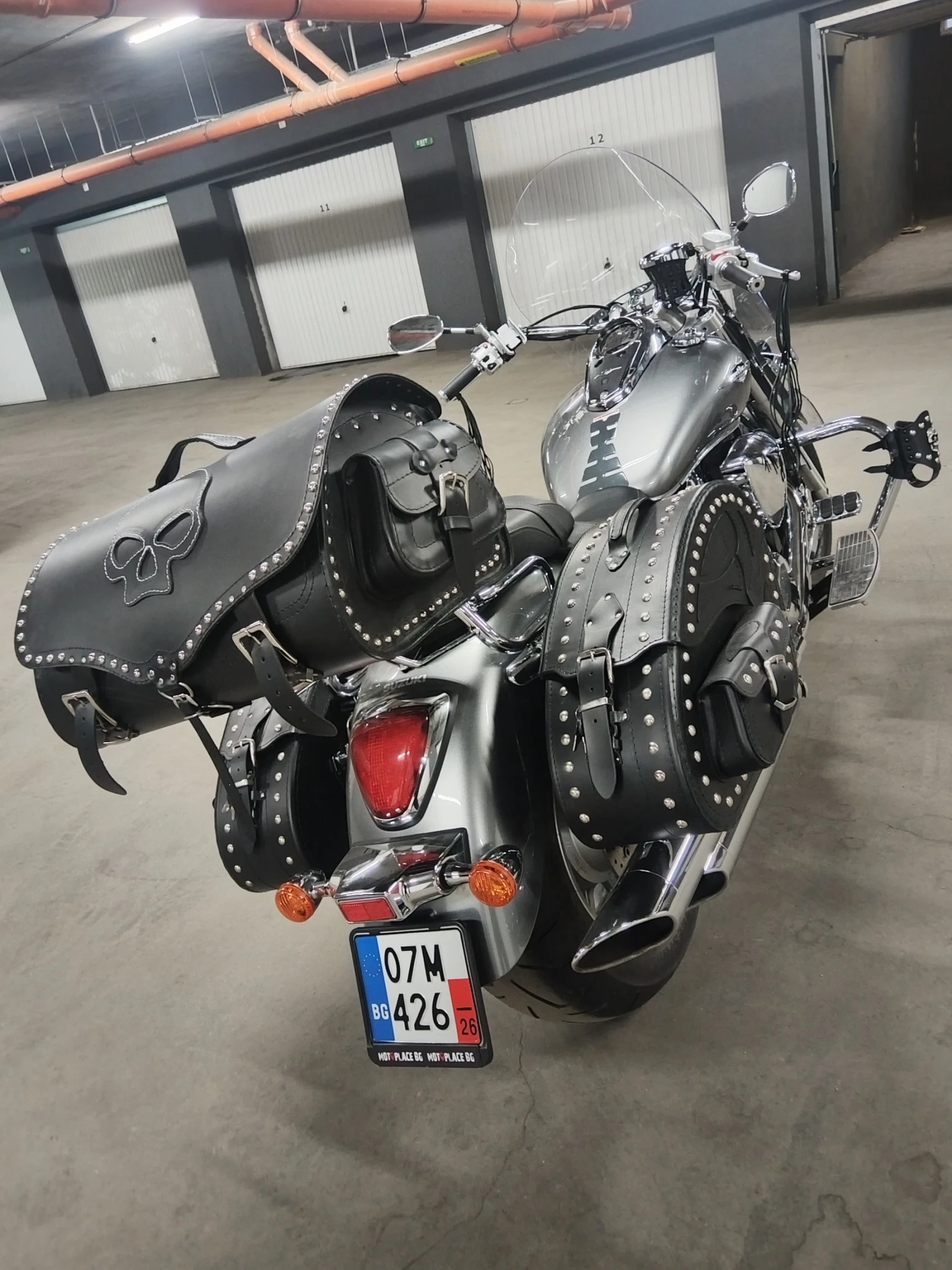 Suzuki Intruder VLR1800, снимка 14 - Мотоциклети и мототехника - 55980137