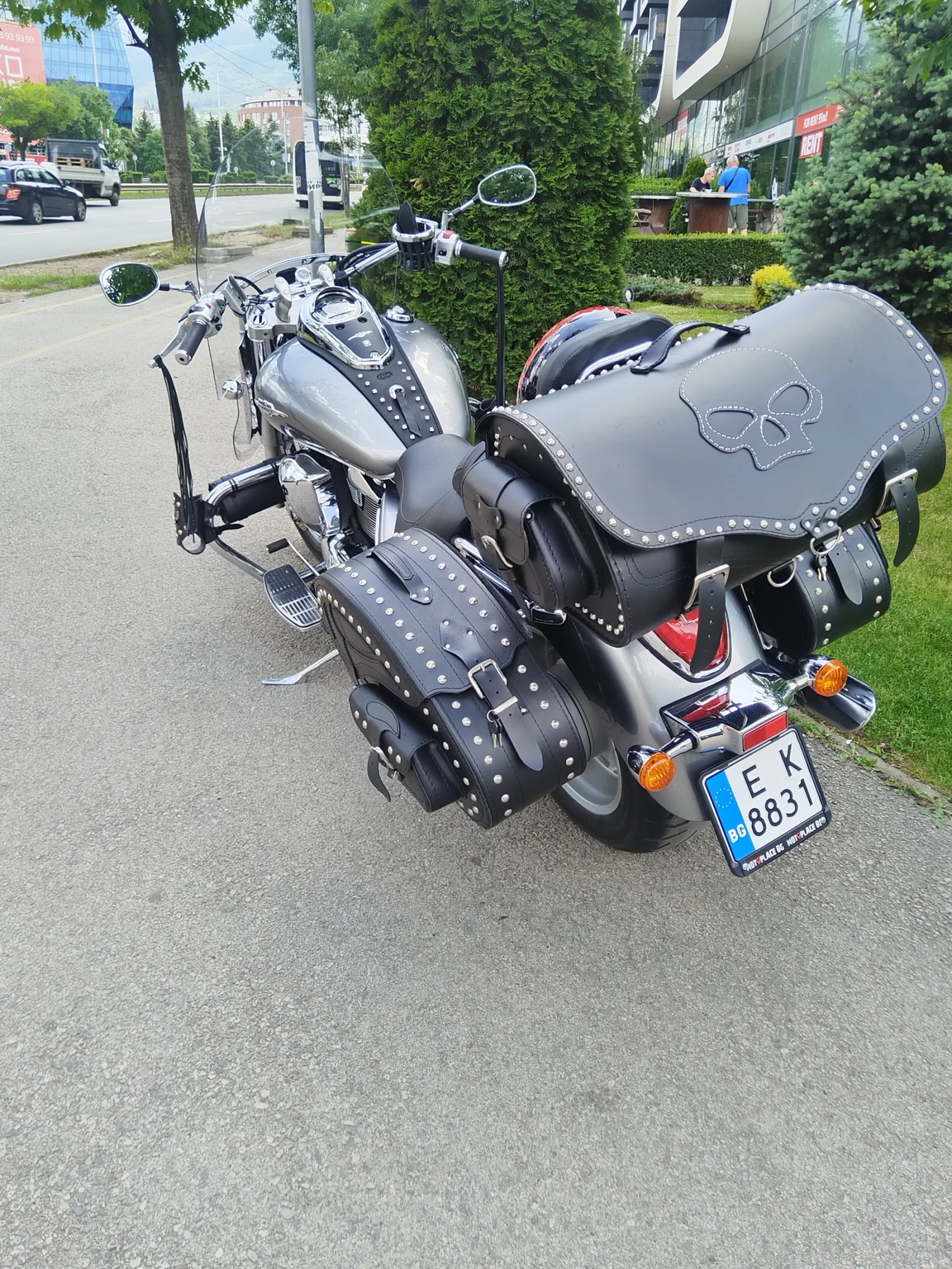 Suzuki Intruder VLR1800, снимка 5 - Мотоциклети и мототехника - 55980137