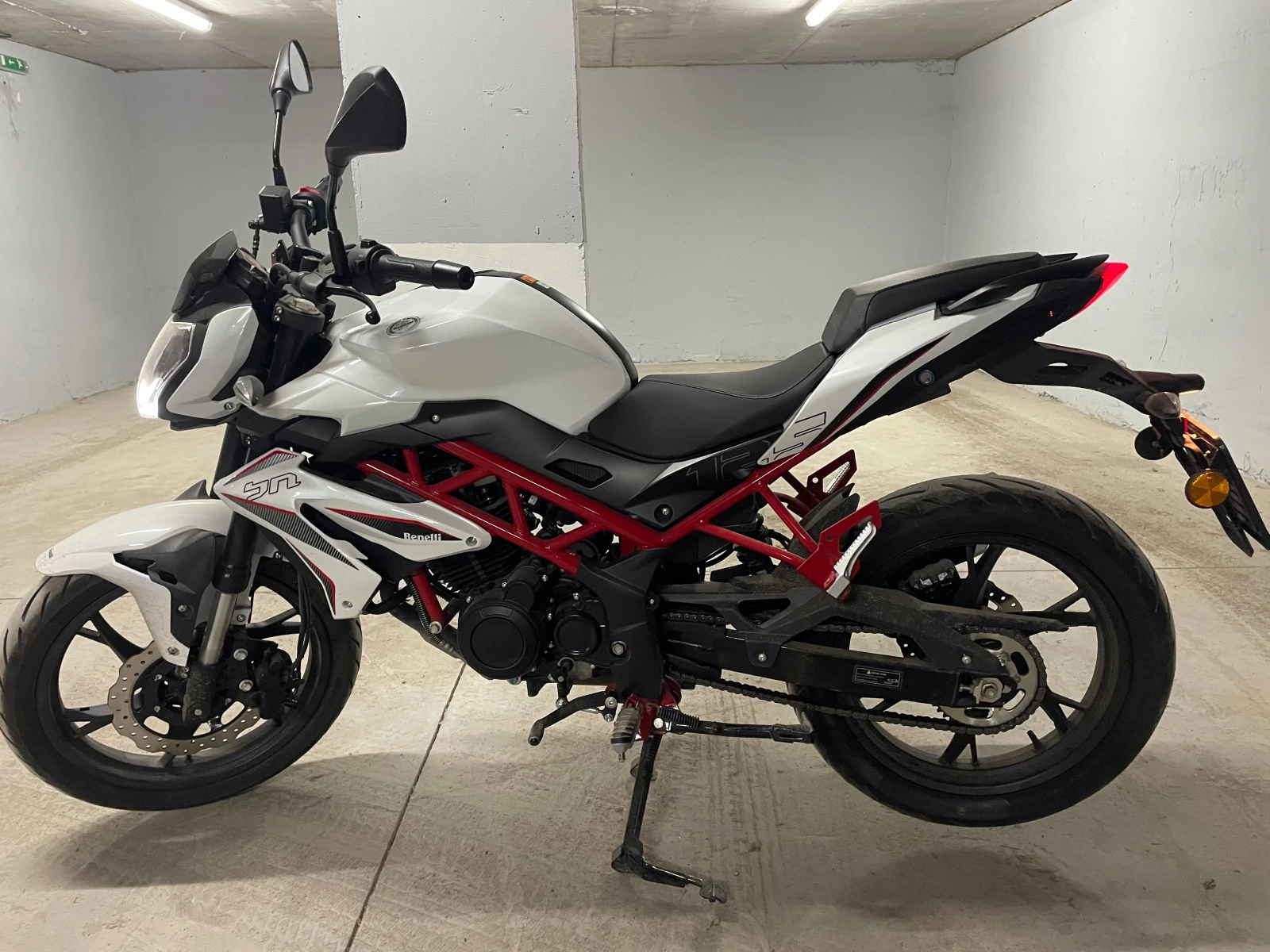 Benelli 125, снимка 2 - Мотоциклети и мототехника - 56311532
