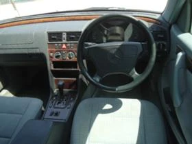 Mercedes-Benz C 200  136kc, снимка 8